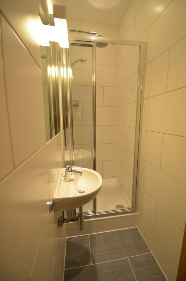 Apartment Cityxpress Top 6 By All In One Apartments Цел ам Зее Екстериор снимка